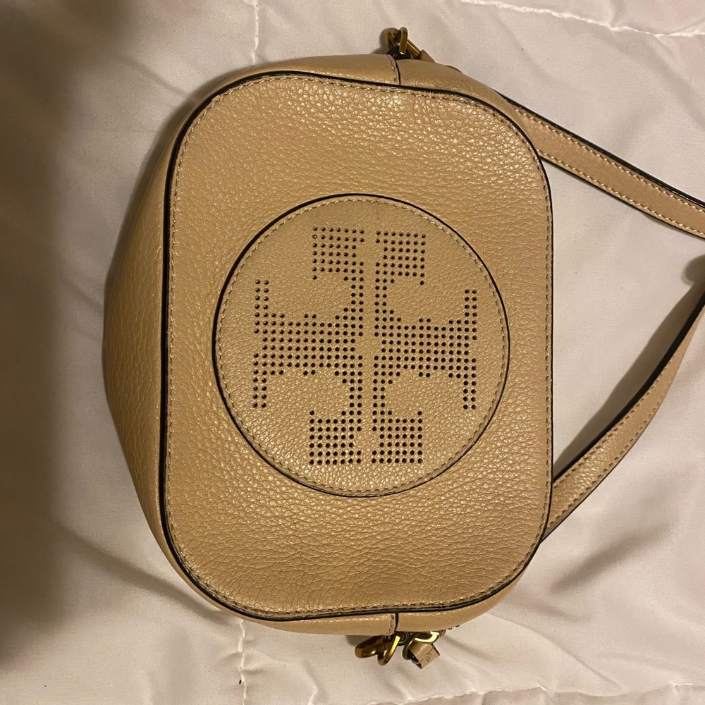 Tory burch leather crossbody camera bag